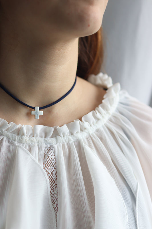 Collar cruz
