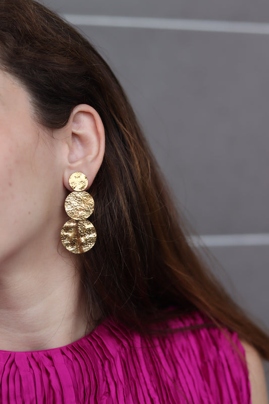 Maxi earrings alone