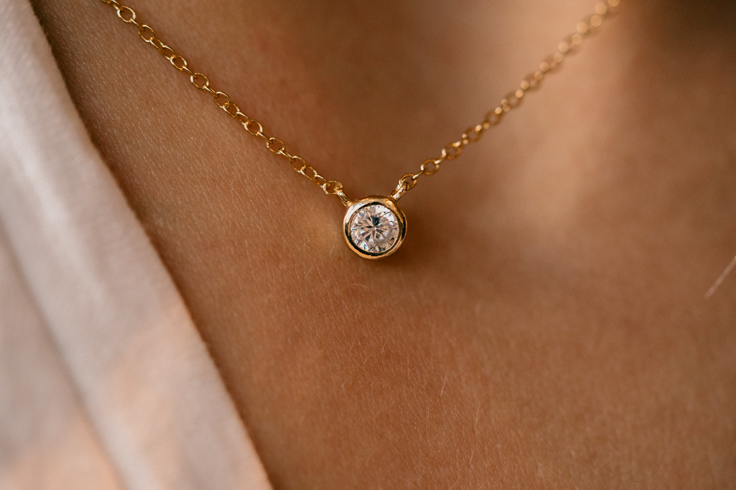 Collar circonita